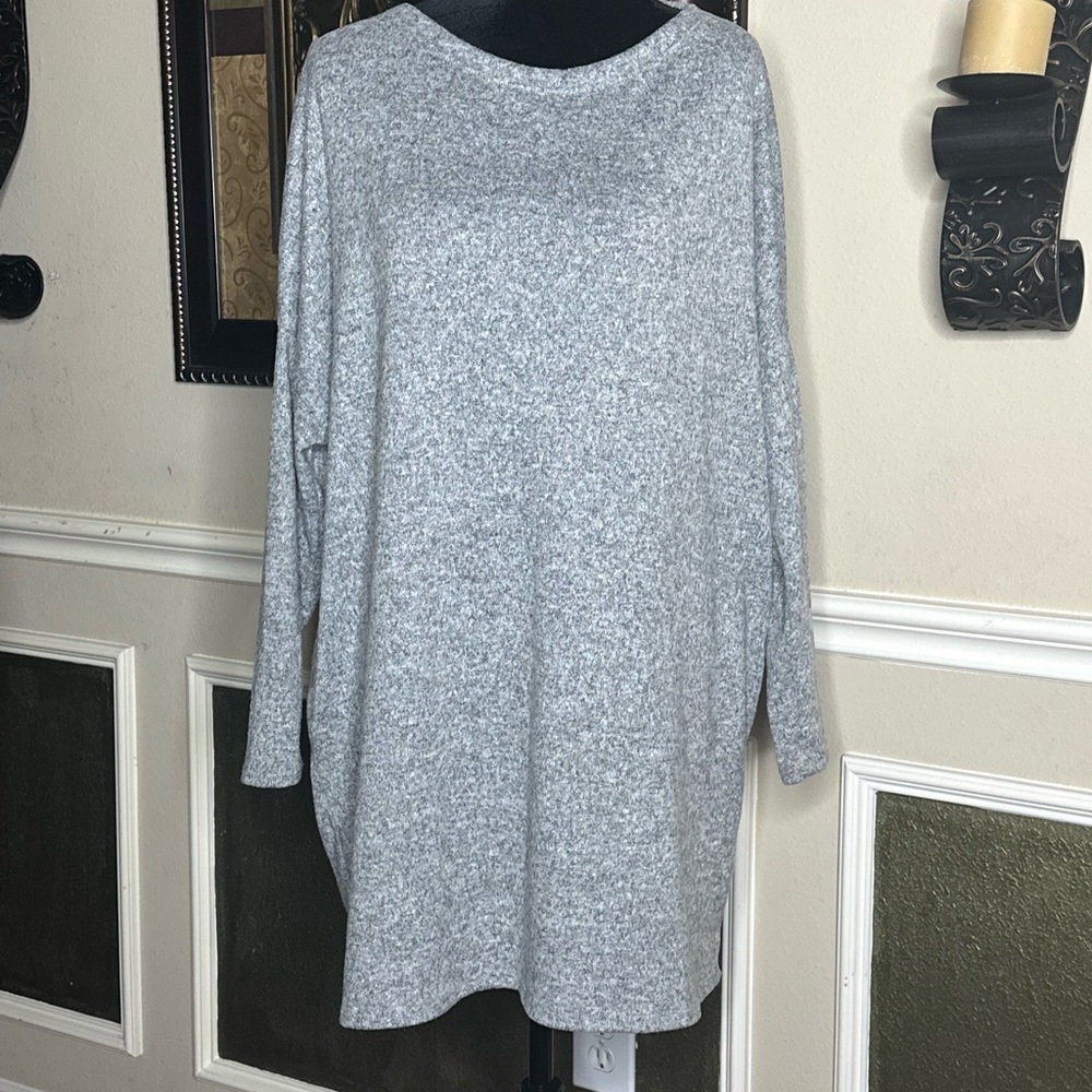 AIME Oversized Long Sleeve Top | Gray | Size L | Side Pockets